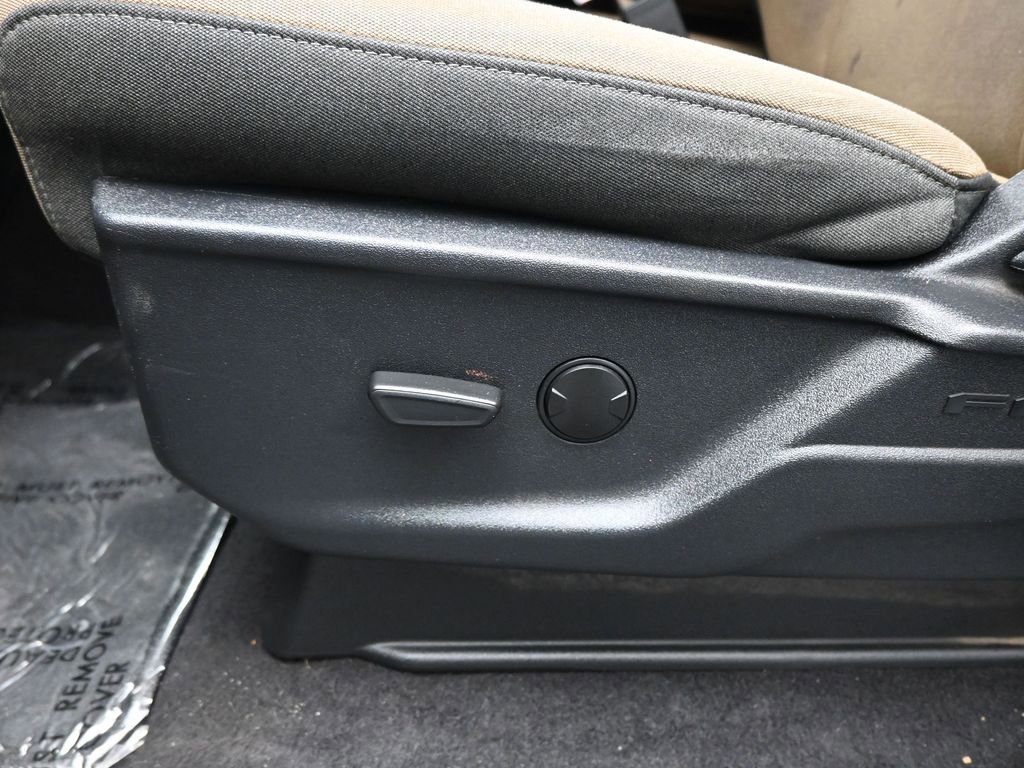 Used 2023 Ford F150 XLT image 11