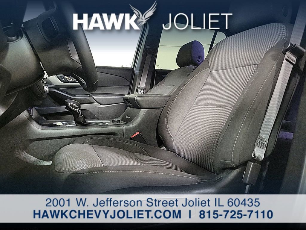Used 2023 Chevrolet Traverse LT image 12