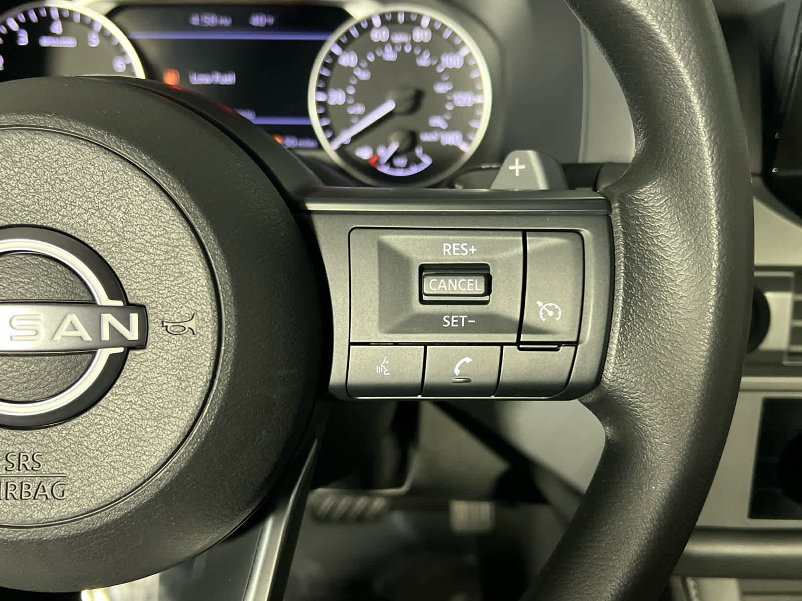 Used 2023 Nissan Pathfinder S image 14