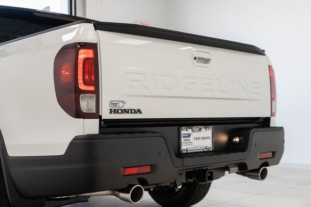 New 2026 Honda Ridgeline Black Edition image 10