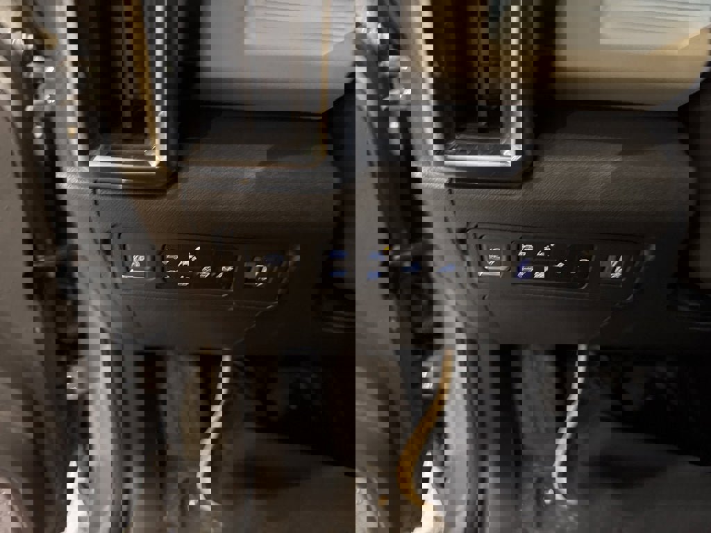 New 2026 GMC Hummer EV 4x4 Crew Cab image 32