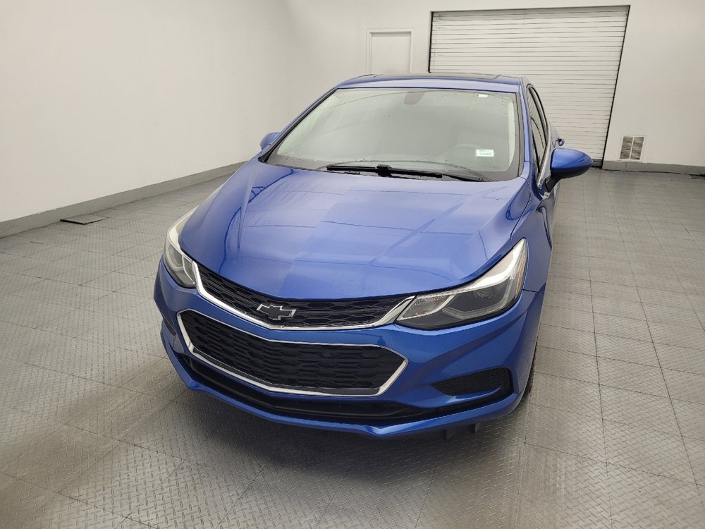 Used 2018 Chevrolet Cruze LT w/ Sun And Sound Package FWD image 15