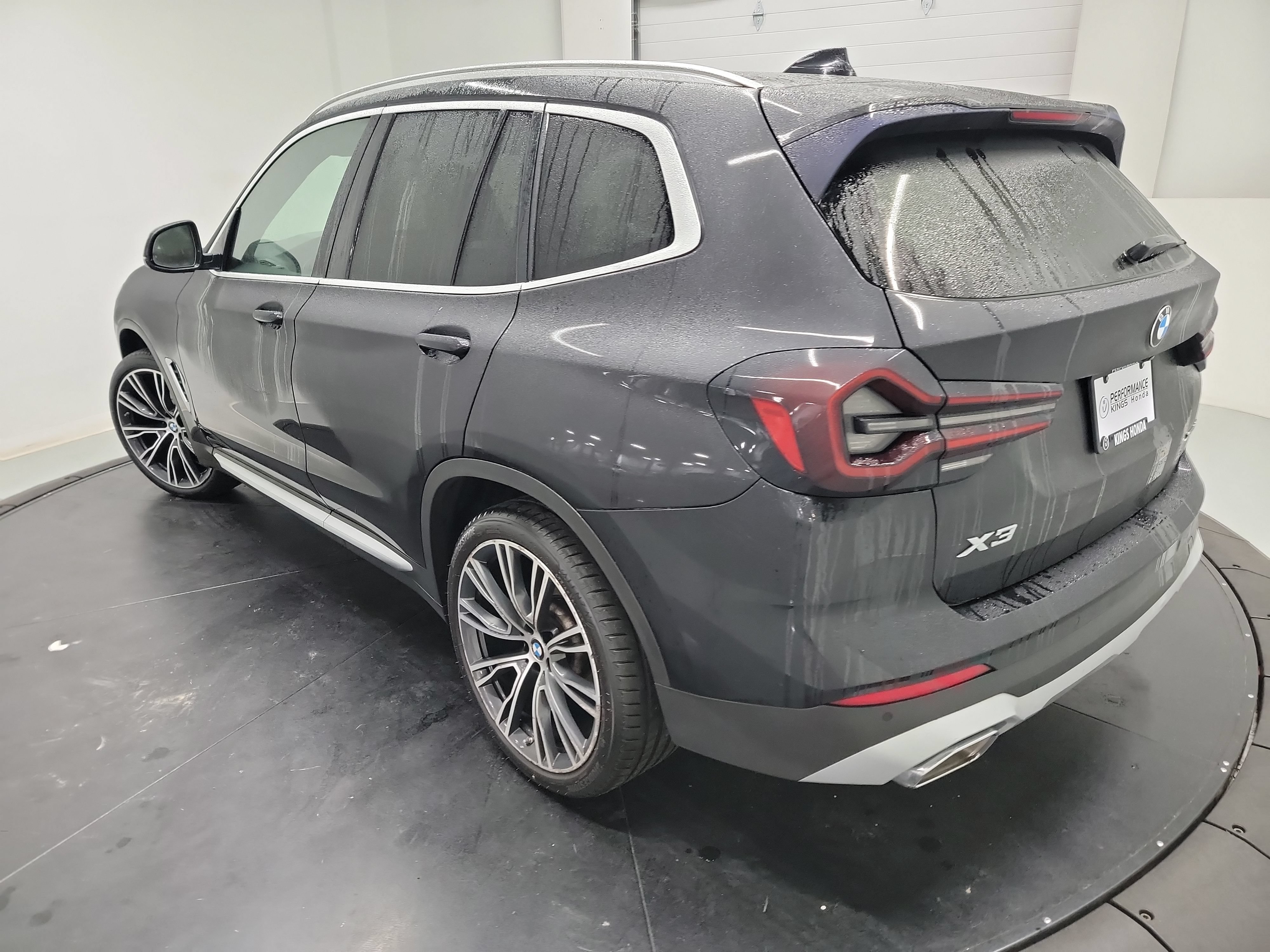 Used 2022 BMW X3 xDrive30i w/ Premium Package 2 AWD/4WD image 6