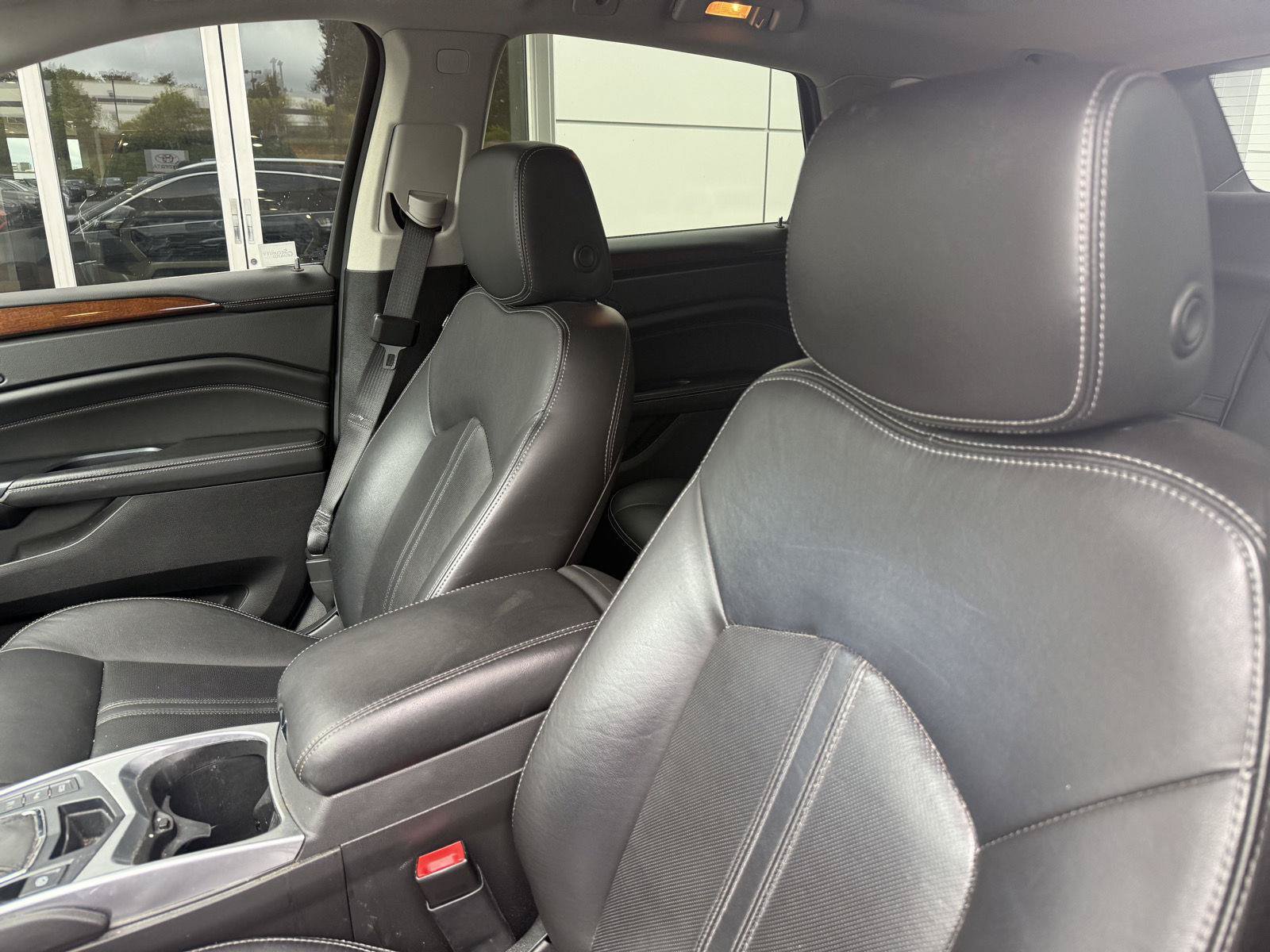 Used 2015 Cadillac SRX Premium w/ Driver Assist Package AWD/4WD image 11