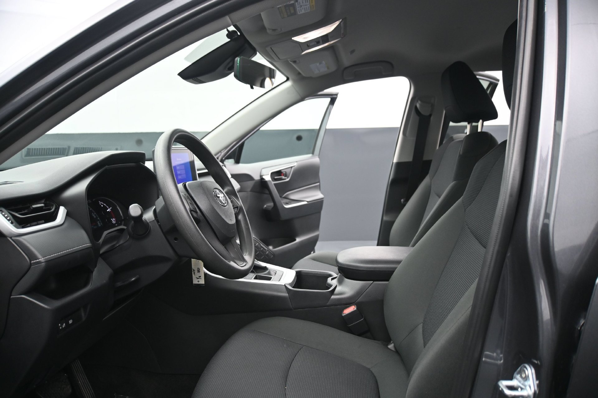 Used 2024 Toyota RAV4 LE AWD/4WD image 19
