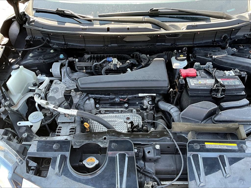 Used 2019 Nissan Rogue S AWD/4WD image 32