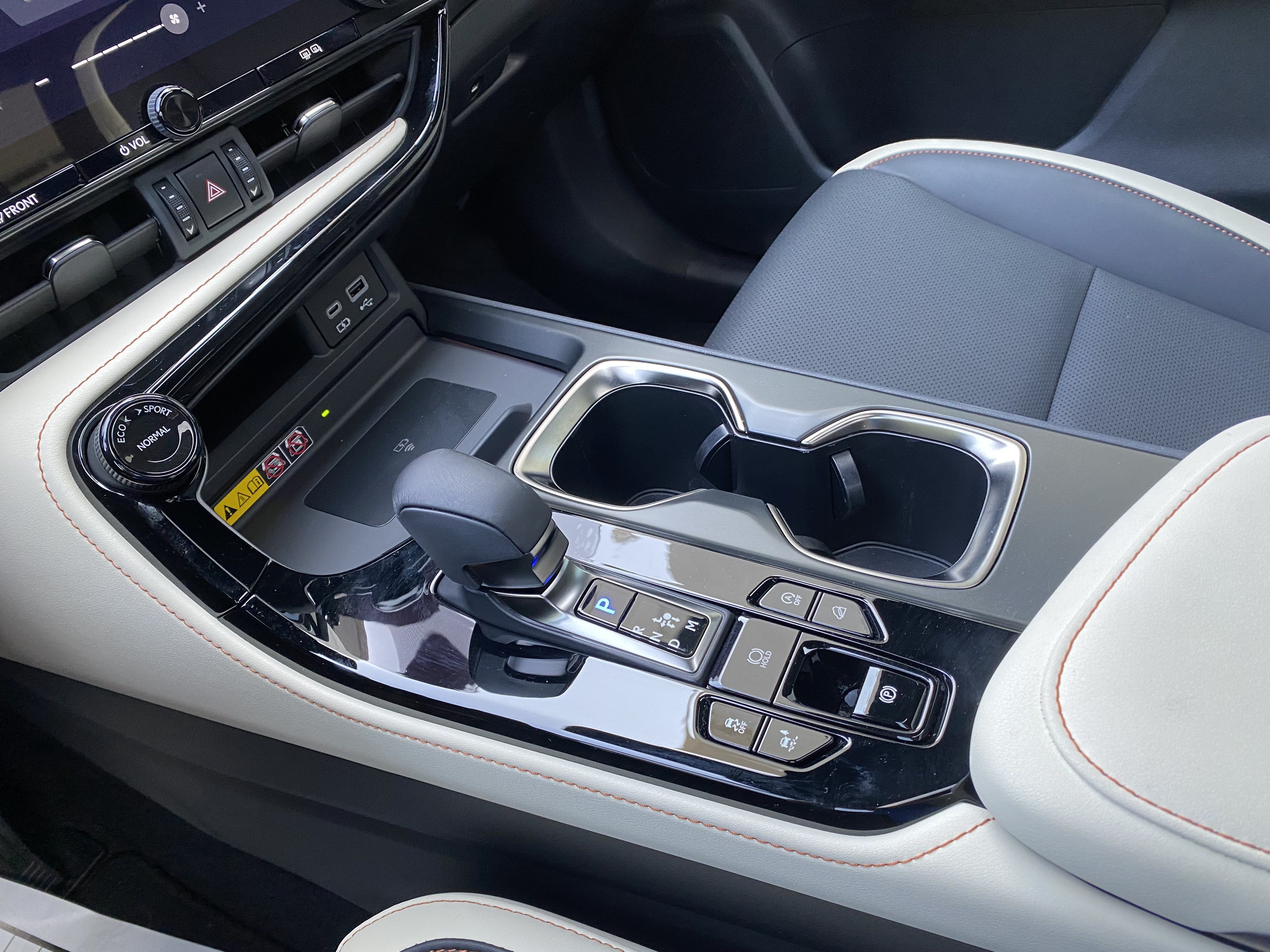 Used 2022 Lexus NX 350 AWD w/ Accessory Package 2 image 29