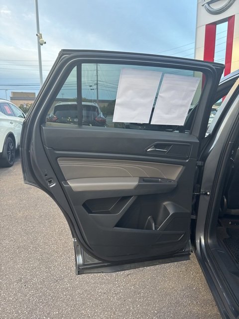 Used 2021 Volkswagen Atlas Cross Sport SEL image 13