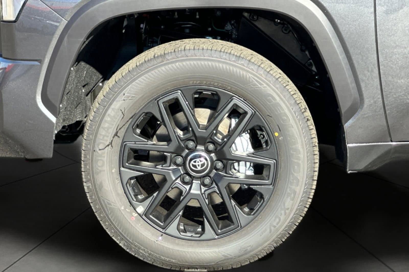 New 2026 Toyota Tundra Limited AWD/4WD image 13