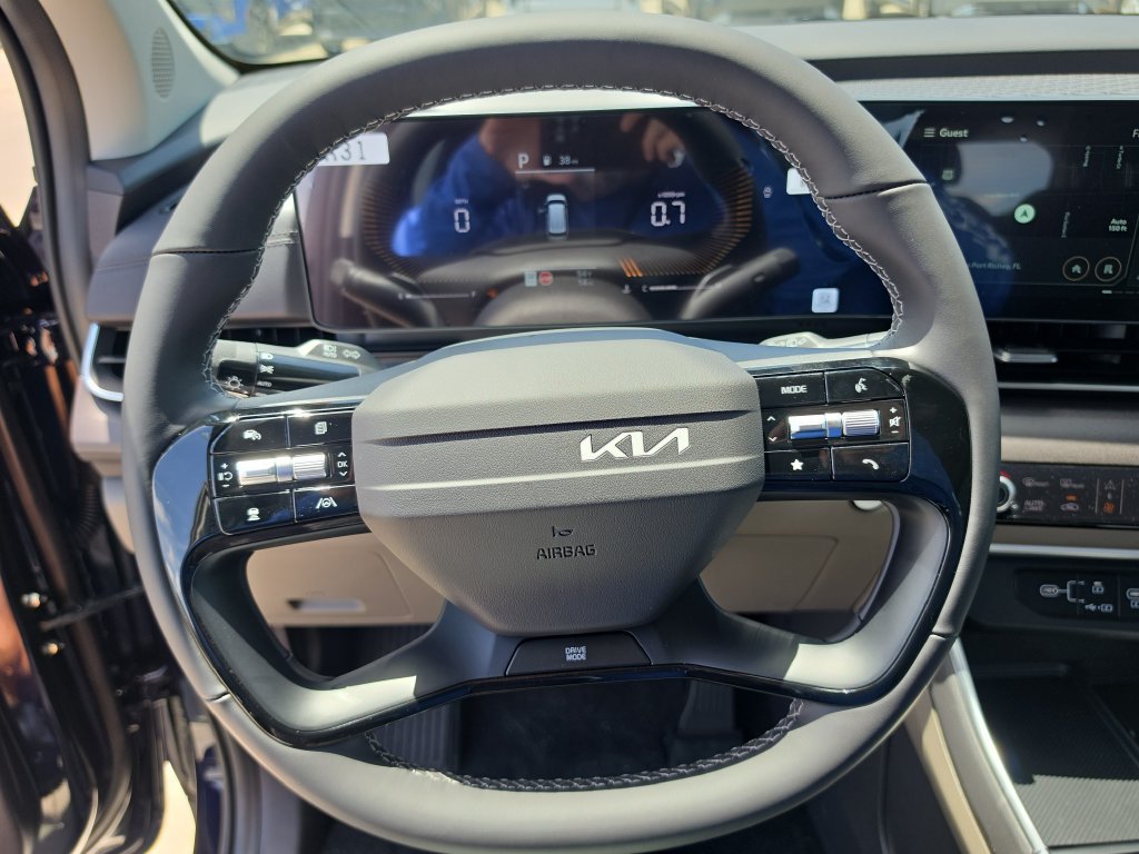 New 2027 Kia Carnival EX FWD image 30