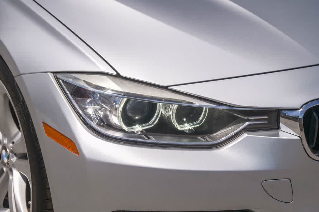 Used 2014 BMW 335i Sedan RWD image 4