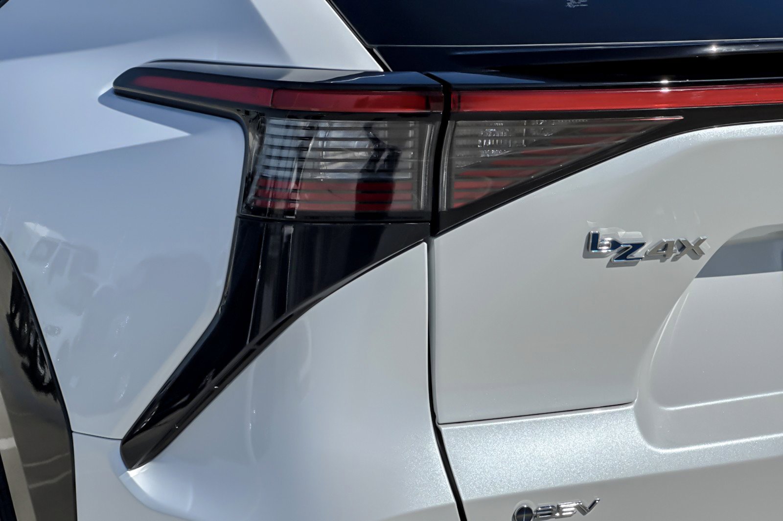 Used 2025 Toyota bZ4X FWD w/ Weather Package image 26