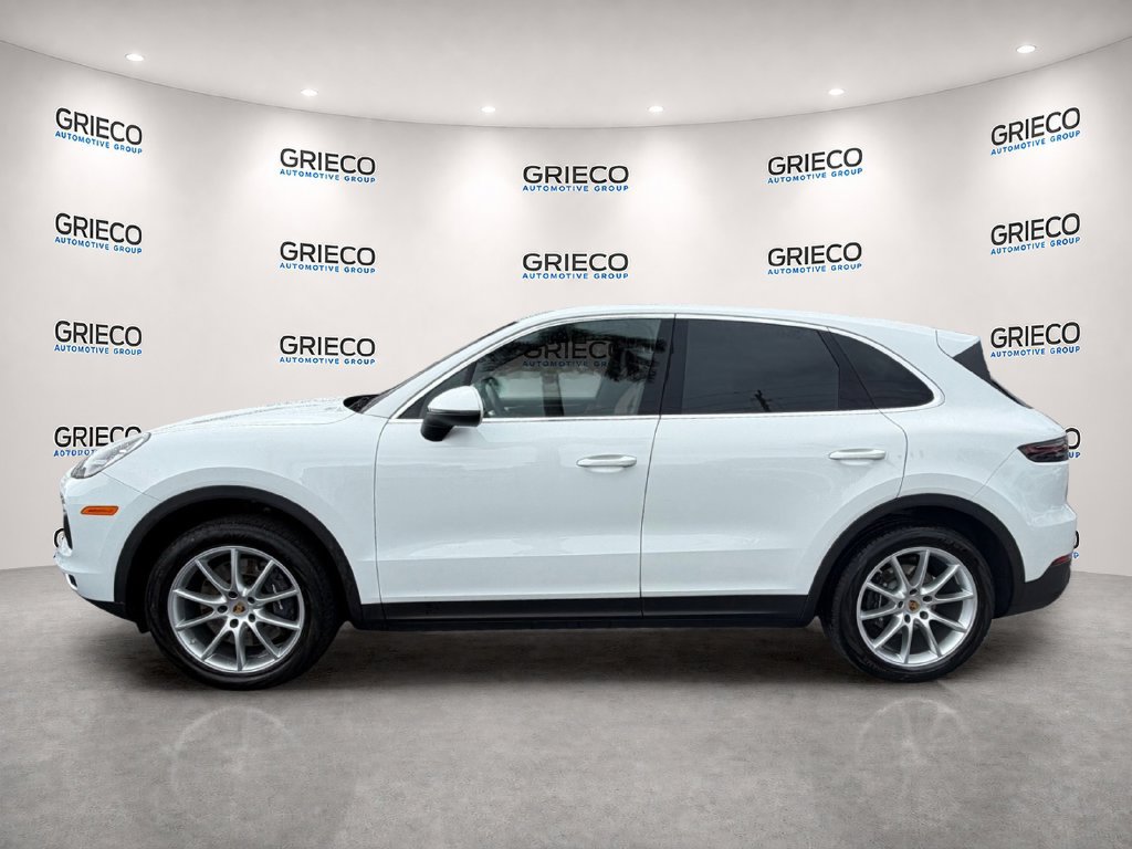Used 2023 Porsche Cayenne w/ Premium Package AWD/4WD image 4
