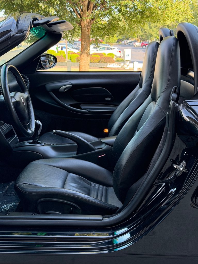 Used 2003 Porsche Boxster RWD image 20