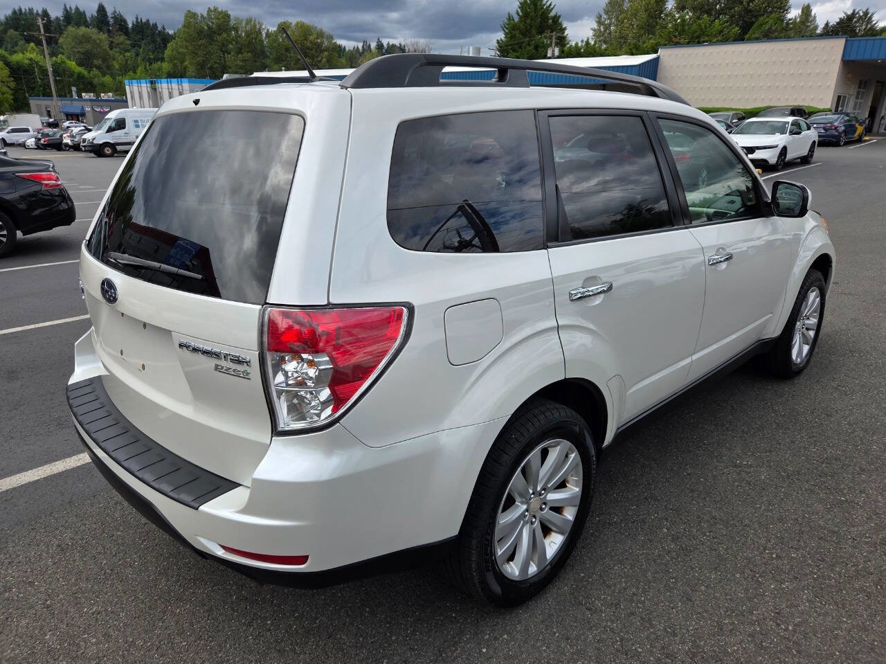 Used 2012 Subaru Forester 2.5X Premium image 7