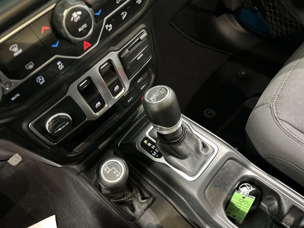 Used 2020 Jeep Wrangler Sport image 17
