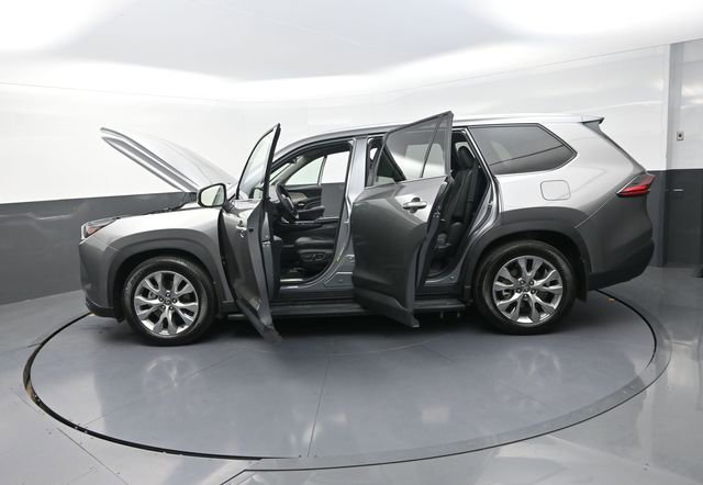 Used 2026 Toyota Grand Highlander Limited AWD/4WD image 28