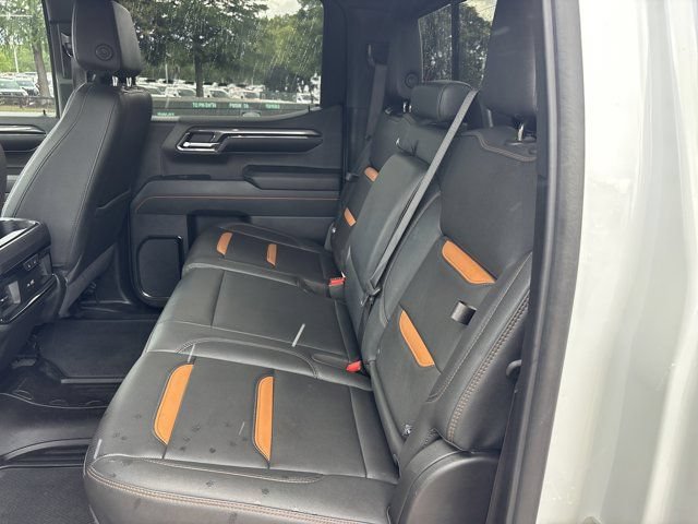 Used 2024 GMC Sierra 1500 AT4 w/ AT4 Premium Package AWD/4WD image 18