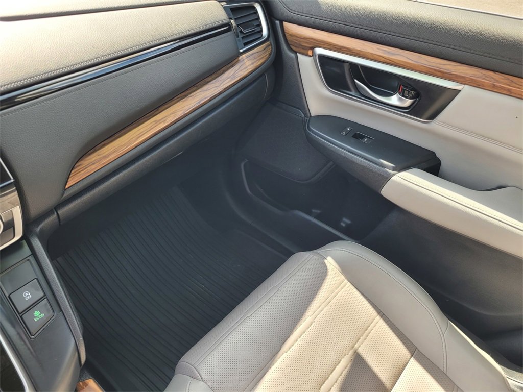 Used 2020 Honda CR-V Touring image 14