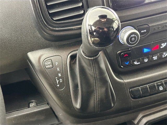 Used 2024 RAM ProMaster 2500 w/ Convenience Group image 20