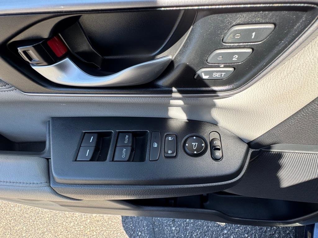 Used 2018 Honda CR-V EX-L image 22