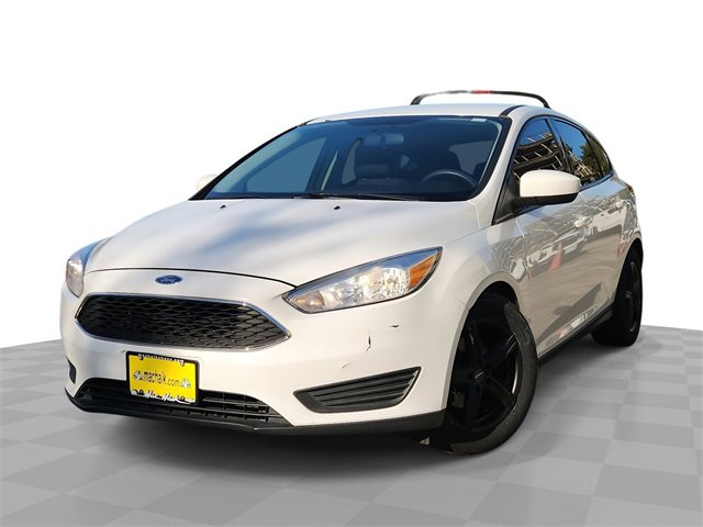 Used 2018 Ford Focus SE image 1