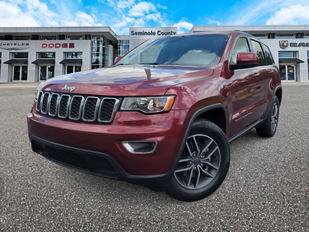Used 2019 Jeep Grand Cherokee Laredo w/ Laredo X Package RWD image 1