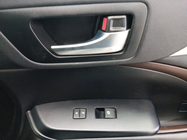 Used 2019 Toyota Highlander XLE image 48
