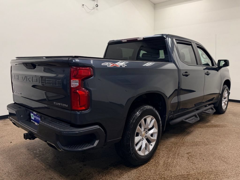 Used 2019 Chevrolet Silverado 1500 Custom w/ Custom Value Package AWD/4WD image 6