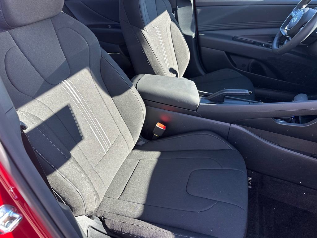 New 2026 Hyundai Elantra Sport image 13