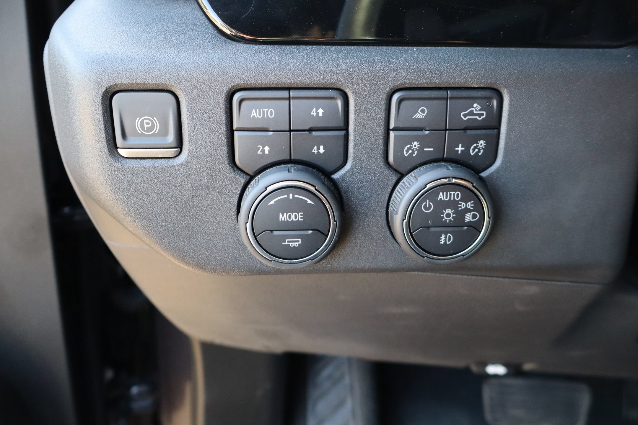 Used 2023 Chevrolet Silverado 1500 ZR2 AWD/4WD image 15