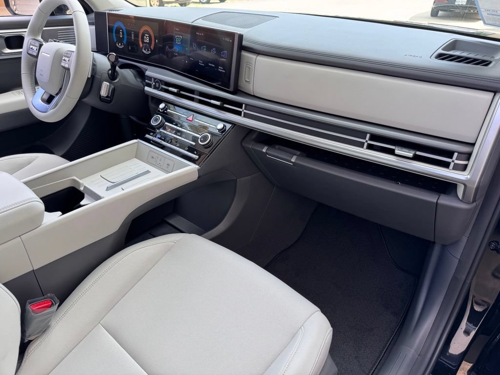 New 2026 Hyundai Santa Fe SE FWD image 15