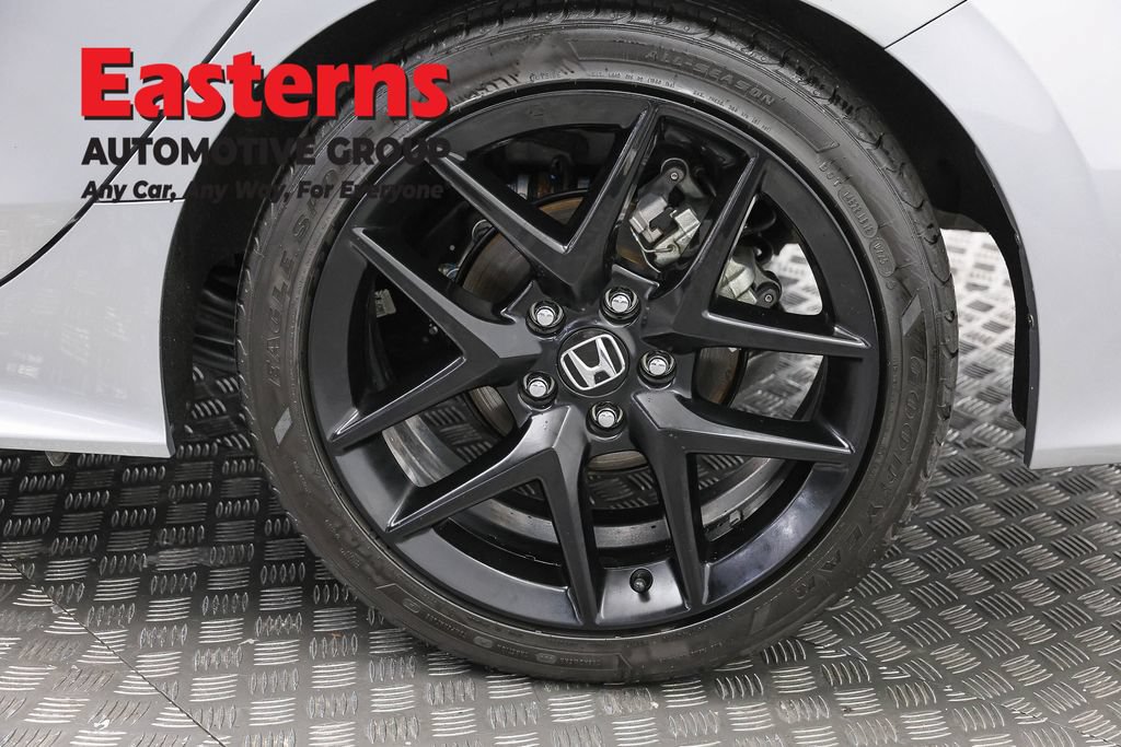 Used 2025 Honda Civic Sport image 32