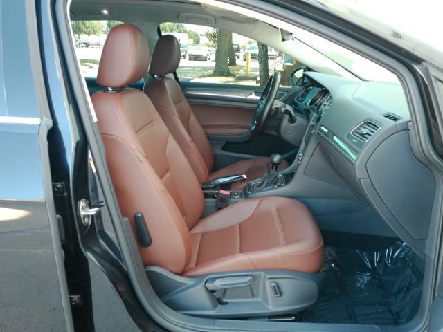 Used 2018 Volkswagen Golf Alltrack SE AWD/4WD image 20