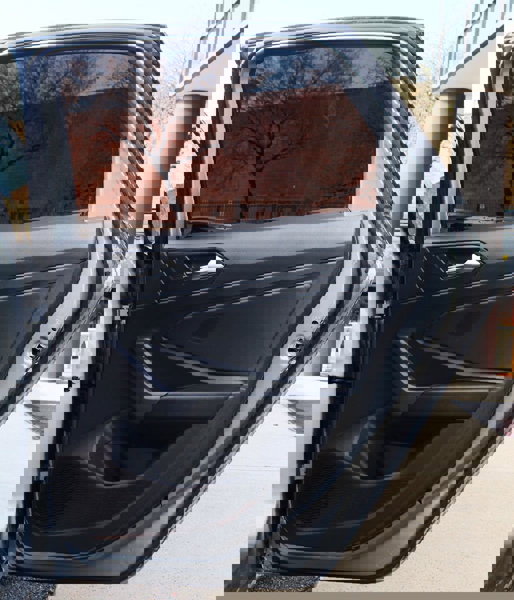 Used 2023 Volkswagen Jetta SE image 26