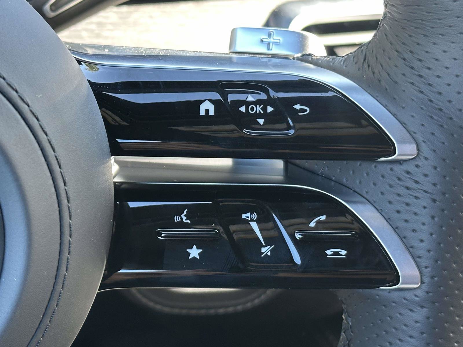 New 2026 Mercedes-Benz GLS 580 4MATIC image 15