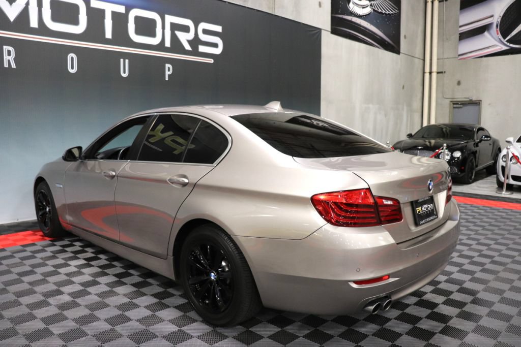Used 2015 BMW 528i Sedan RWD image 4