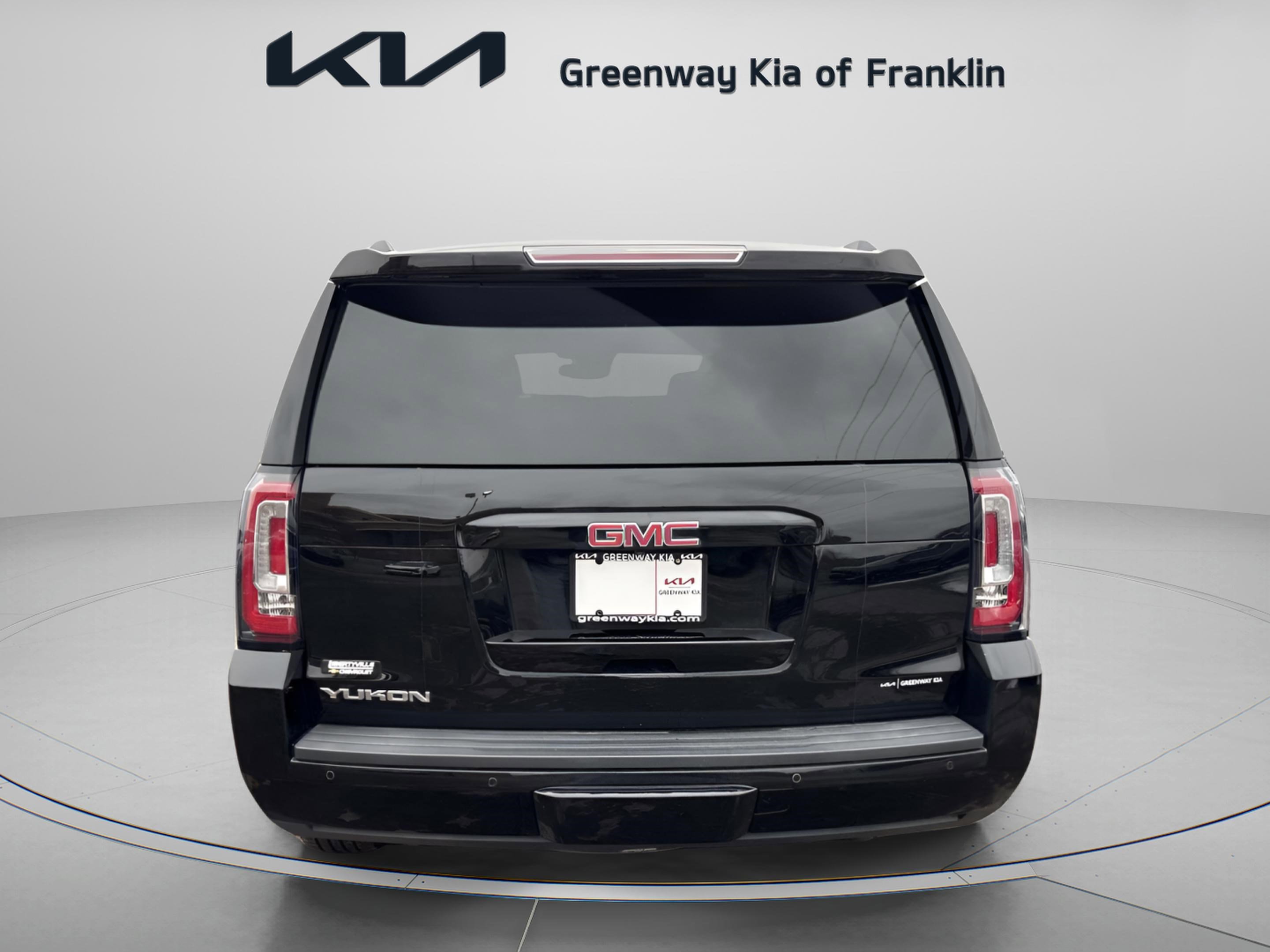 Used 2017 GMC Yukon SLT image 6