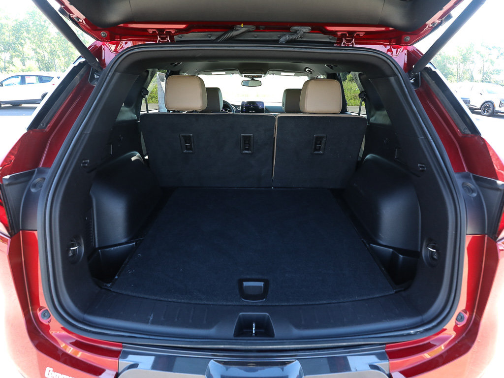 Used 2024 Chevrolet Blazer Premier FWD image 7