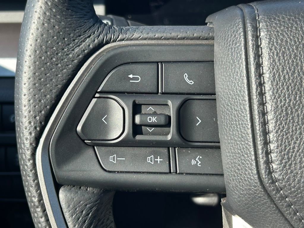 Certified 2025 Toyota Tacoma TRD Sport image 29