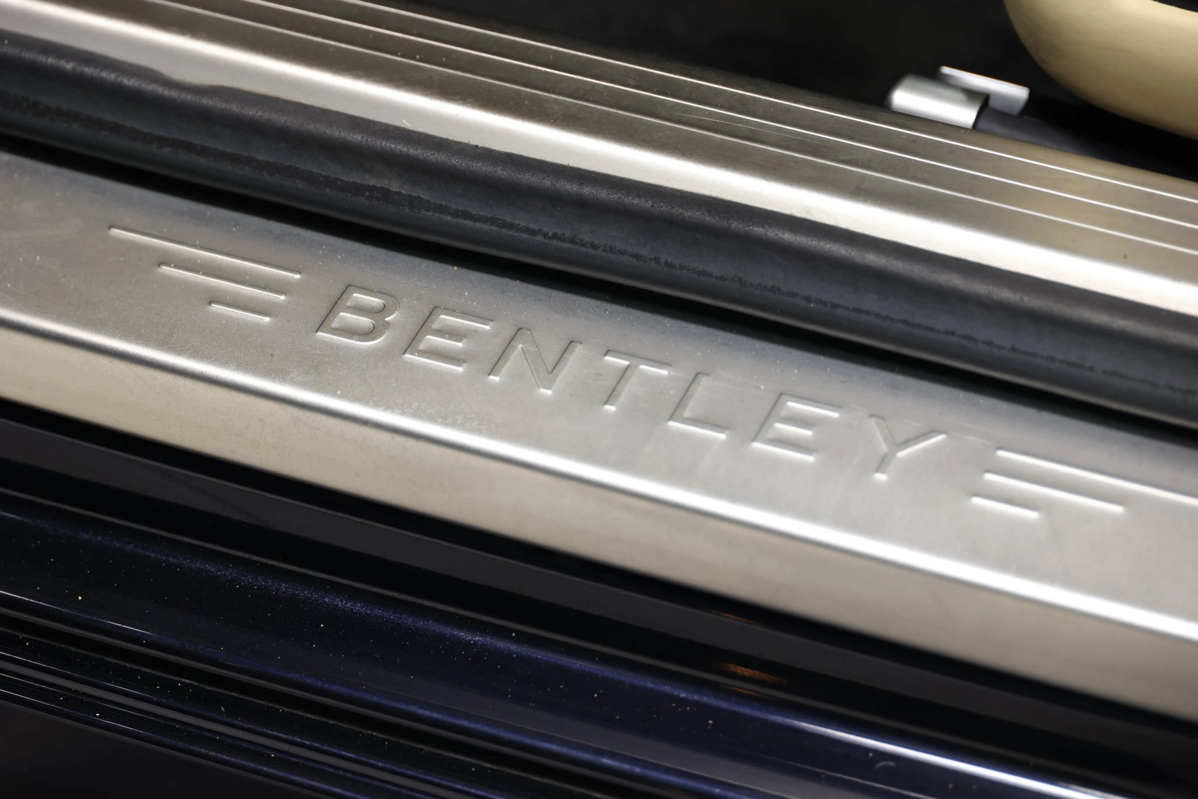 Used 2015 Bentley Flying Spur V8 AWD/4WD image 15