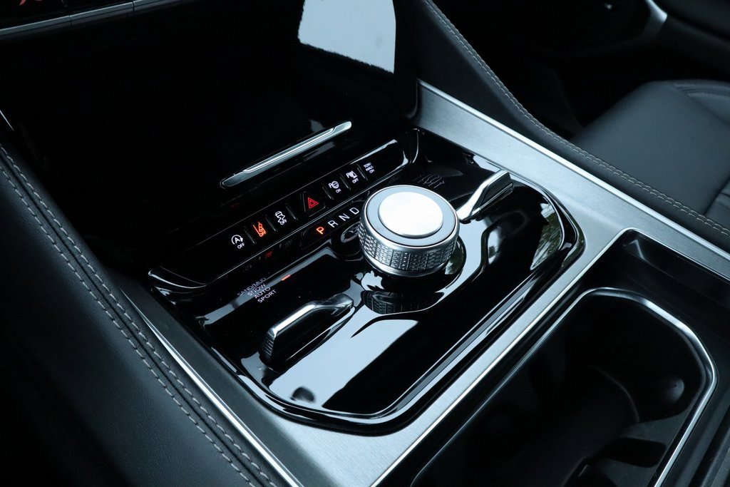 New 2025 Jeep Wagoneer Series II image 9