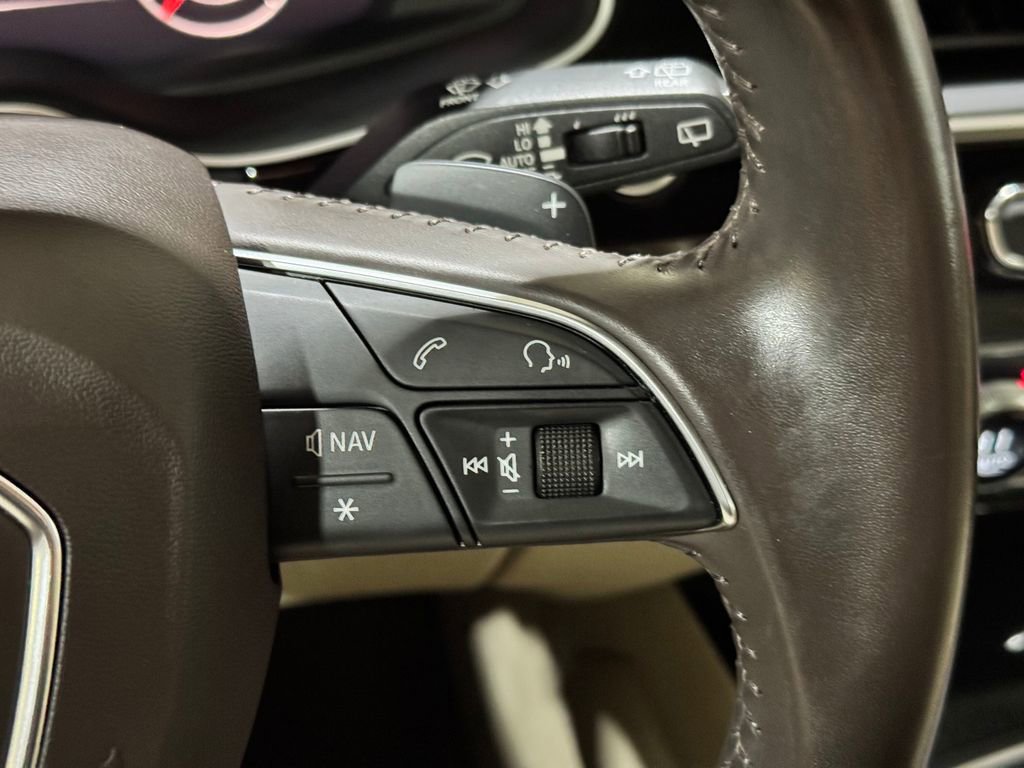 Used 2018 Audi Q7 3.0T Prestige w/ Prestige Package image 18