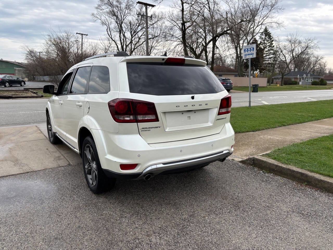 Used 2015 Dodge Journey Crossroad w/ Flexible Seating Group image 15