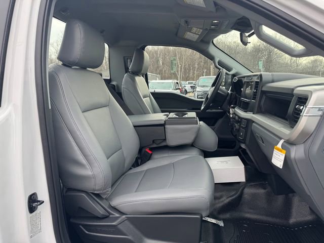 New 2026 Ford F550 4x4 Regular Cab Super Duty image 12