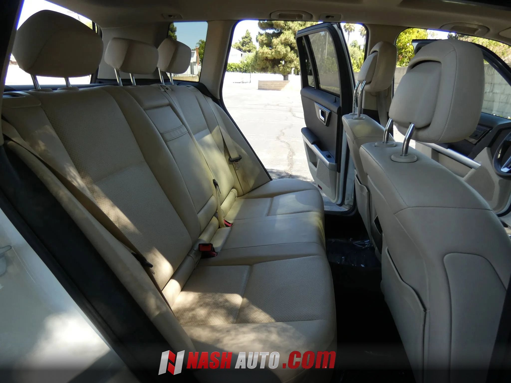 Used 2015 Mercedes-Benz GLK 350 2WD image 33