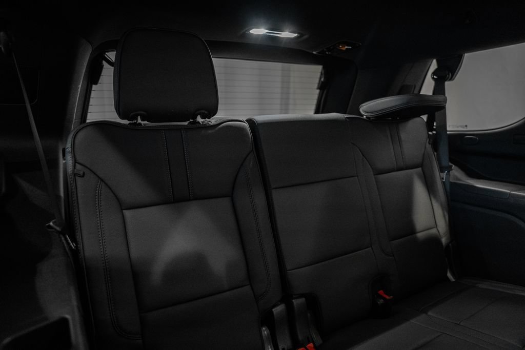 Used 2024 Chevrolet Tahoe RST w/ Luxury Package AWD/4WD image 36