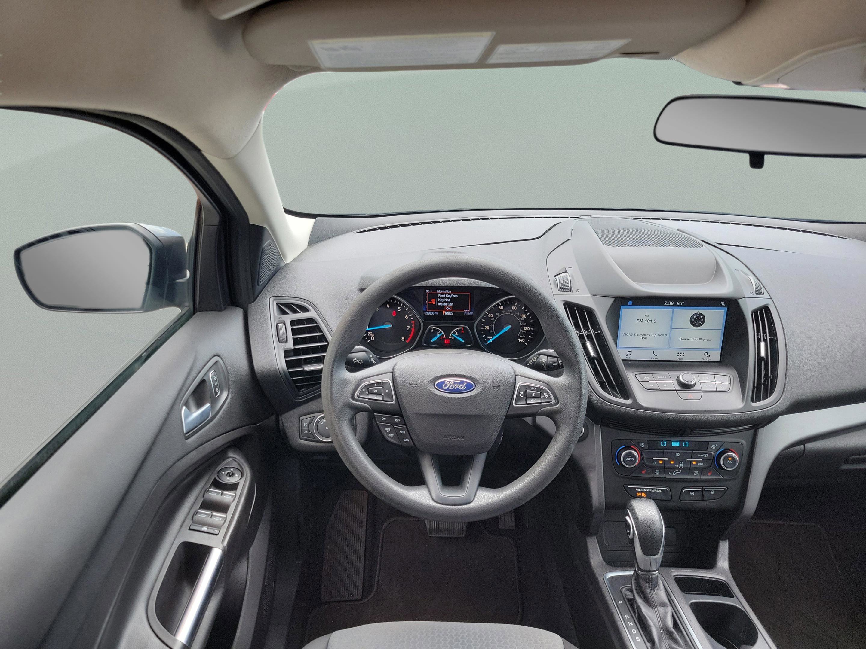 Used 2019 Ford Escape SE FWD image 5