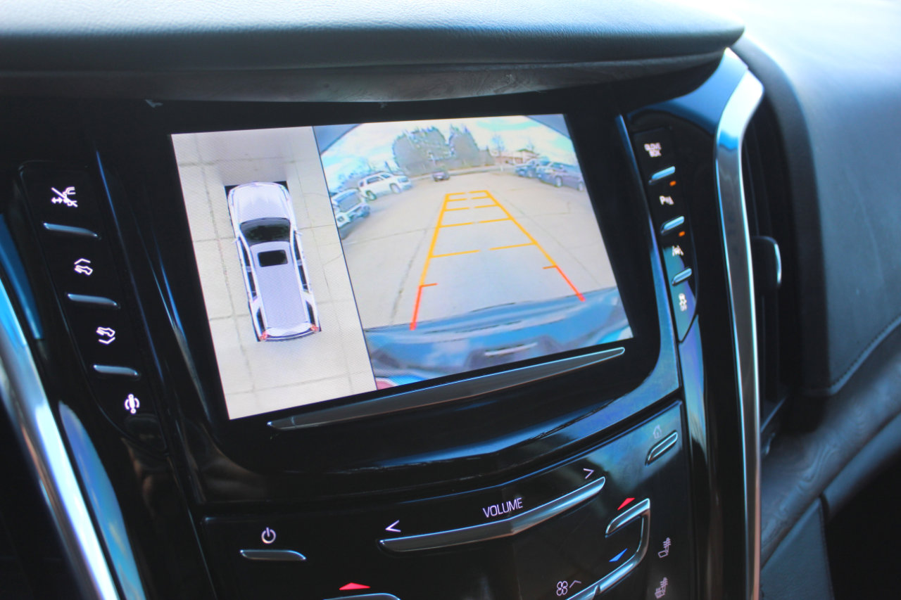 Used 2016 Cadillac Escalade ESV Premium image 35