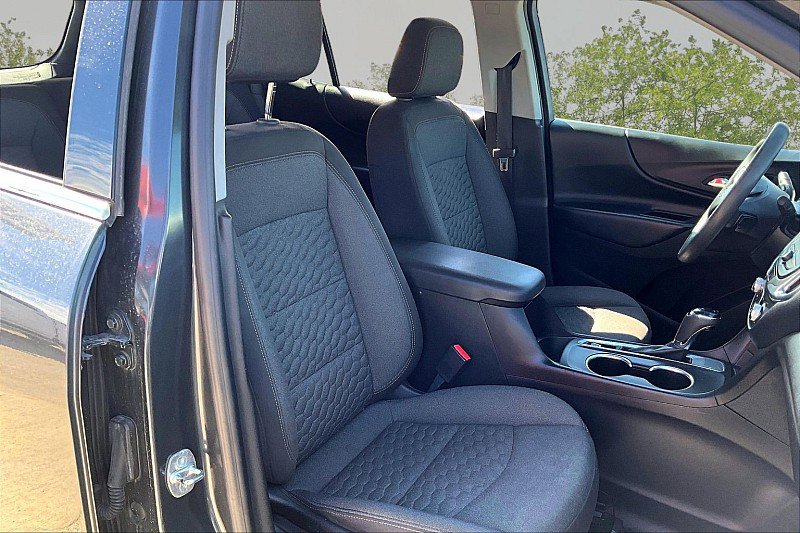 Used 2020 Chevrolet Equinox LT FWD image 27